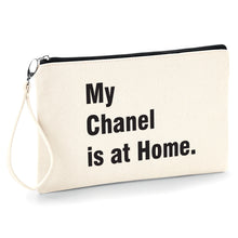 Chanel Pochette femme fourre tout trousse à make-up, idéale pour ranger avec style vos petits accessoires pochhette originale So Custom