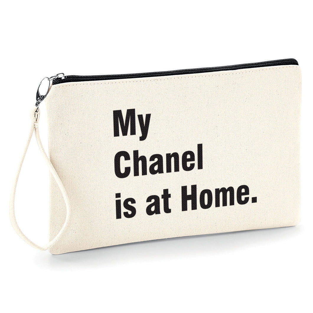Chanel Pochette femme fourre tout trousse à make-up, idéale pour ranger avec style vos petits accessoires pochhette originale So Custom