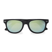 Lunette de soleil finition mate verre effet miroir